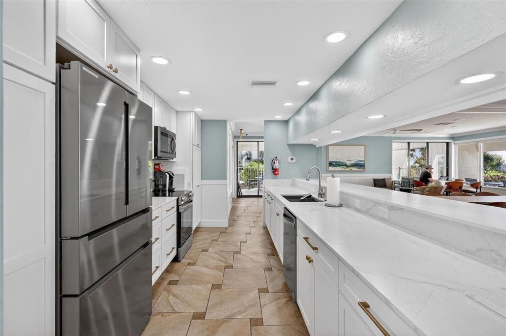 En Venta: $669,000 (2 camas, 1 baños, 1120 Pies cuadrados)