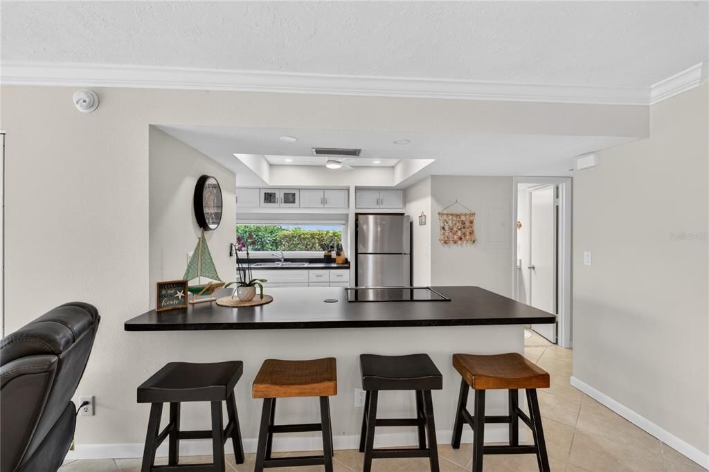 En Venta: $669,000 (2 camas, 1 baños, 1120 Pies cuadrados)