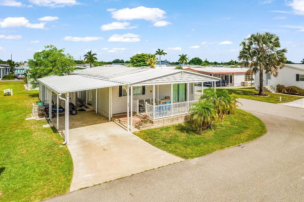 For Sale: $159,900 (2 beds, 2 baths, 1188 Square Feet)