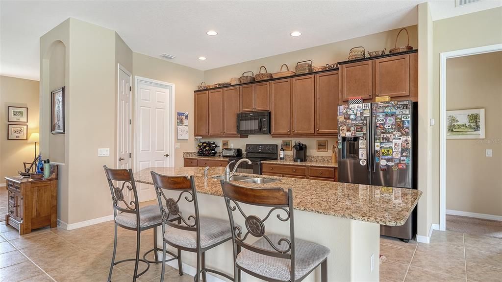 For Sale: $595,000 (4 beds, 2 baths, 2369 Square Feet)