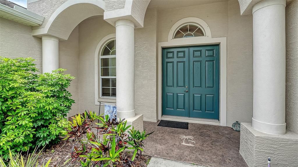 For Sale: $595,000 (4 beds, 2 baths, 2369 Square Feet)