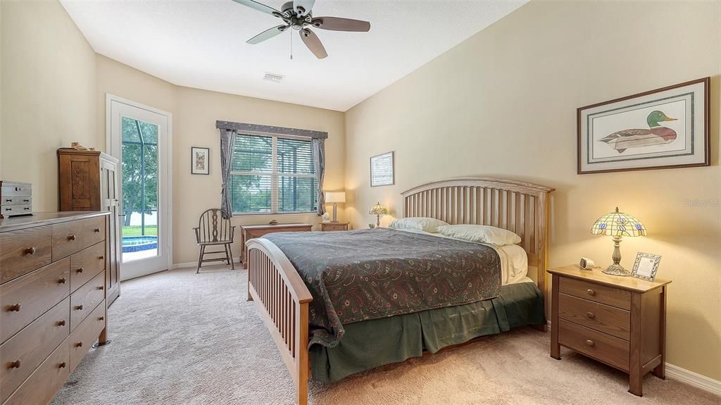For Sale: $595,000 (4 beds, 2 baths, 2369 Square Feet)