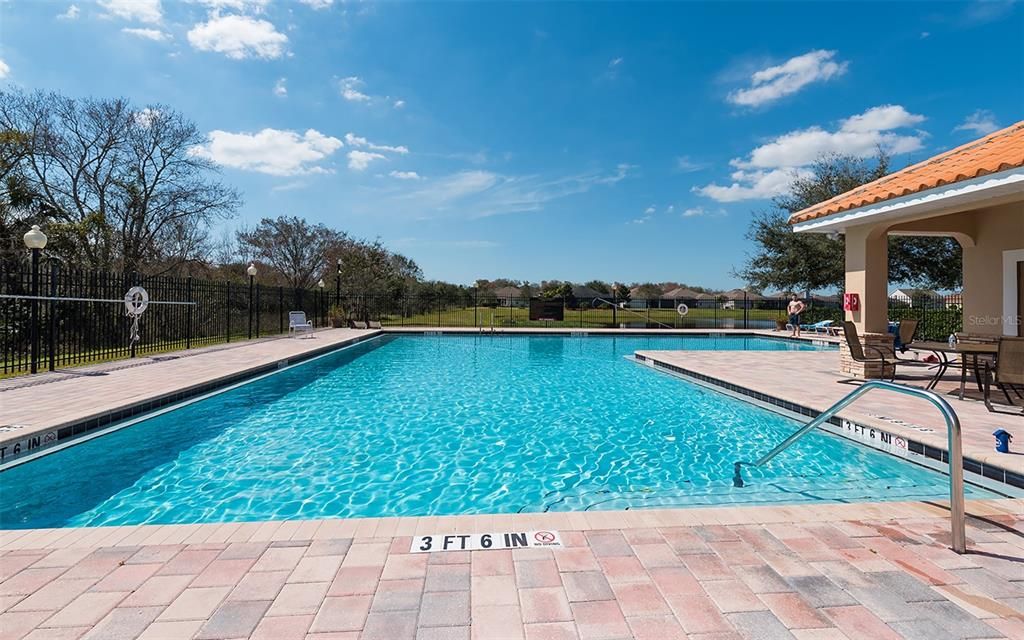 For Sale: $595,000 (4 beds, 2 baths, 2369 Square Feet)