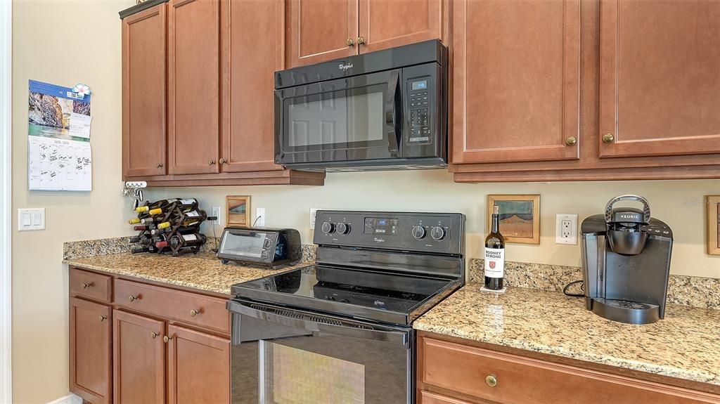 For Sale: $595,000 (4 beds, 2 baths, 2369 Square Feet)