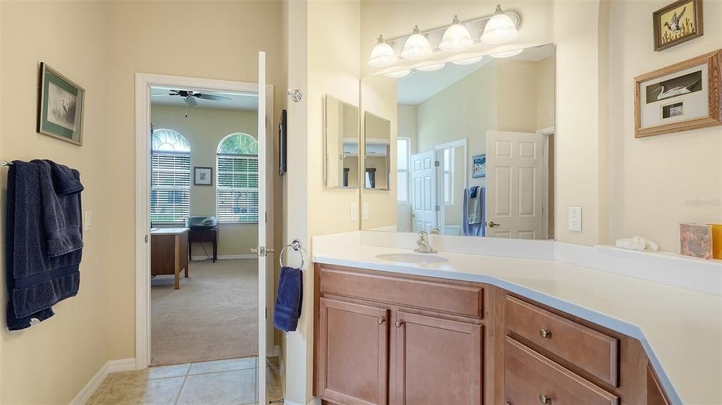 For Sale: $595,000 (4 beds, 2 baths, 2369 Square Feet)
