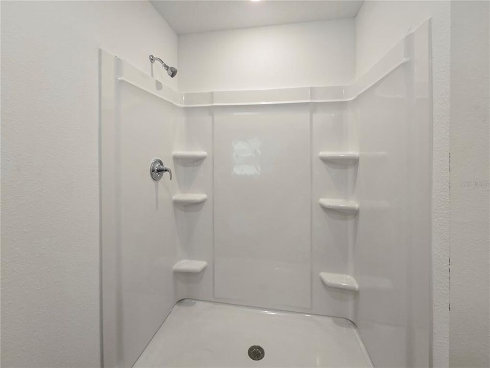 В аренду: $1,785 (4 спален, 2 ванн, 1672 Квадратных фут)