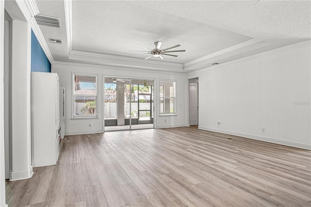 For Sale: $519,900 (4 beds, 3 baths, 2544 Square Feet)