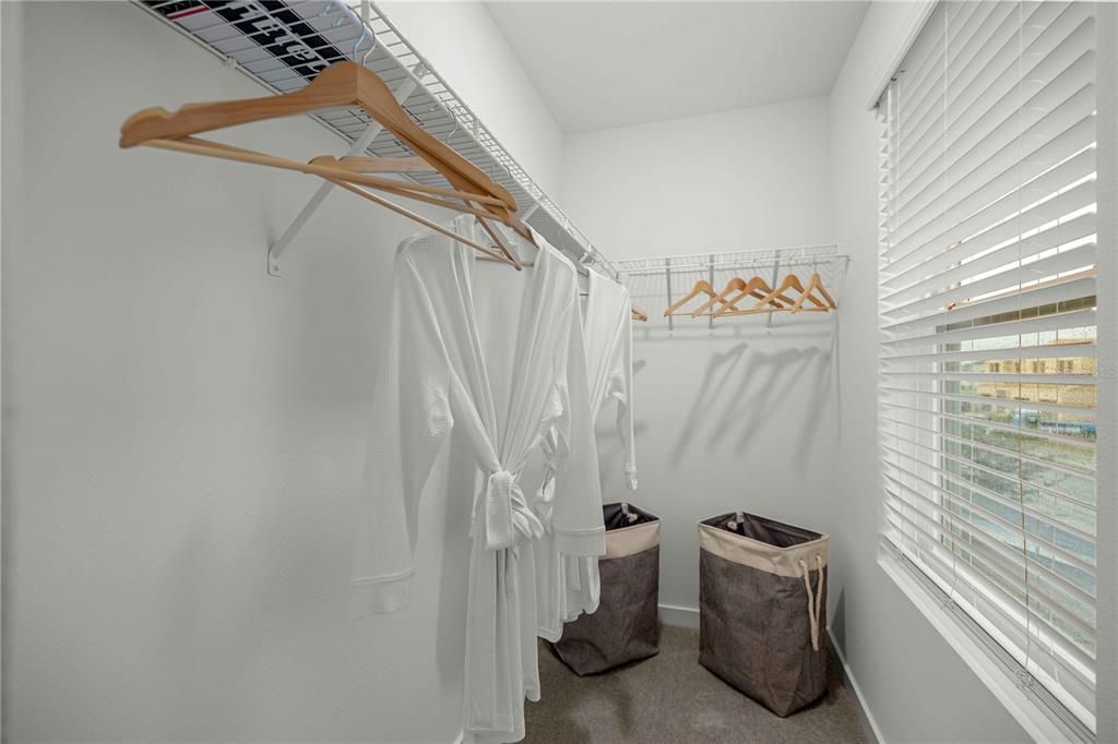 For Sale: $228,990 (3 beds, 2 baths, 1400 Square Feet)