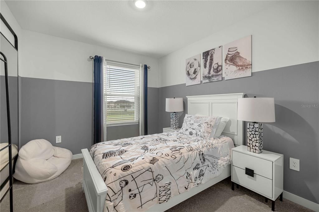 For Sale: $228,990 (3 beds, 2 baths, 1400 Square Feet)