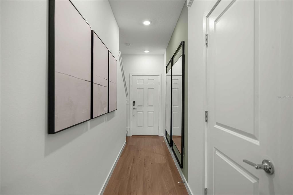 For Sale: $228,990 (3 beds, 2 baths, 1400 Square Feet)