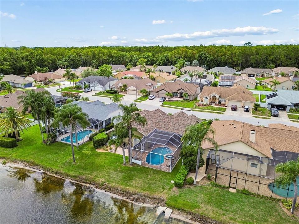 En Venta: $579,900 (4 camas, 3 baños, 2245 Pies cuadrados)