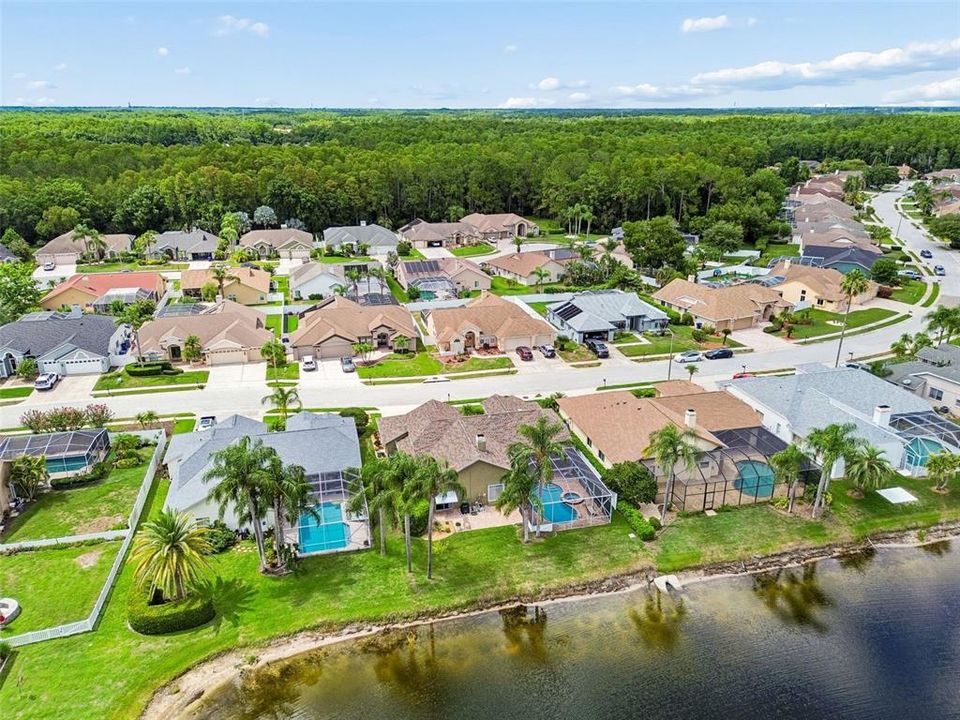 En Venta: $579,900 (4 camas, 3 baños, 2245 Pies cuadrados)