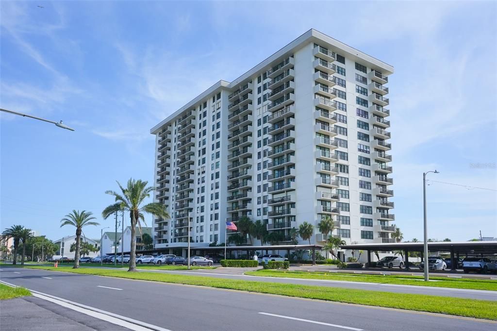 For Sale: $499,950 (2 beds, 2 baths, 1240 Square Feet)