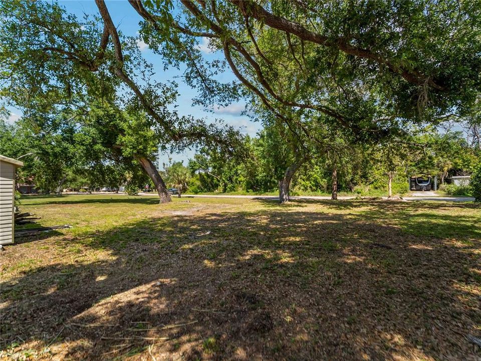待售: $92,500 (0.18 acres)