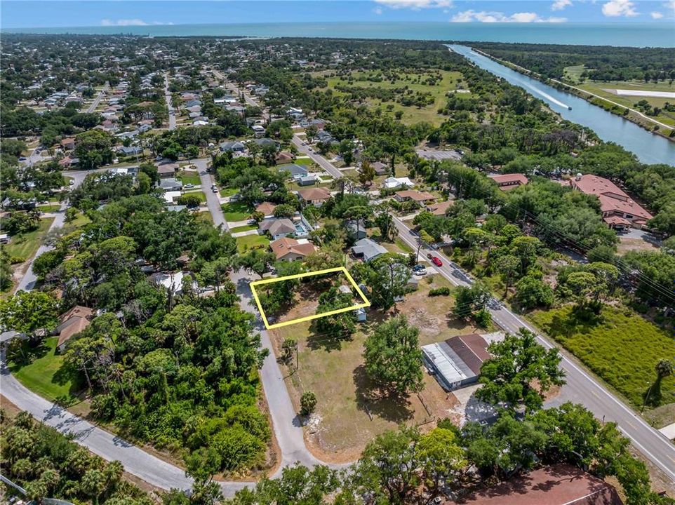 待售: $92,500 (0.18 acres)