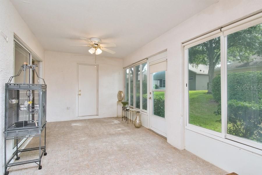 For Sale: $349,900 (3 beds, 2 baths, 1572 Square Feet)