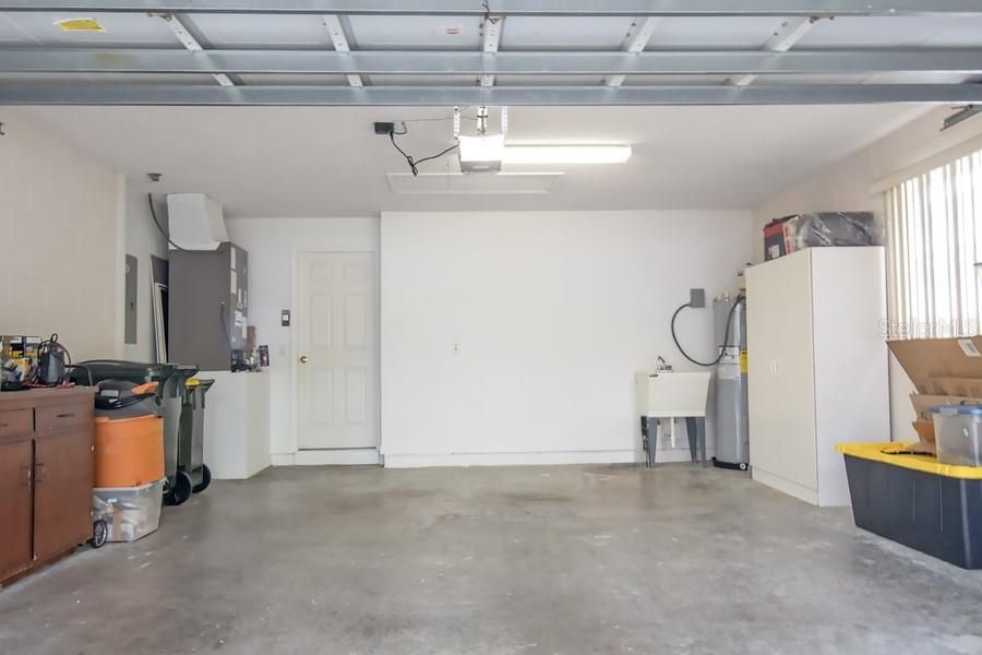 For Sale: $349,900 (3 beds, 2 baths, 1572 Square Feet)