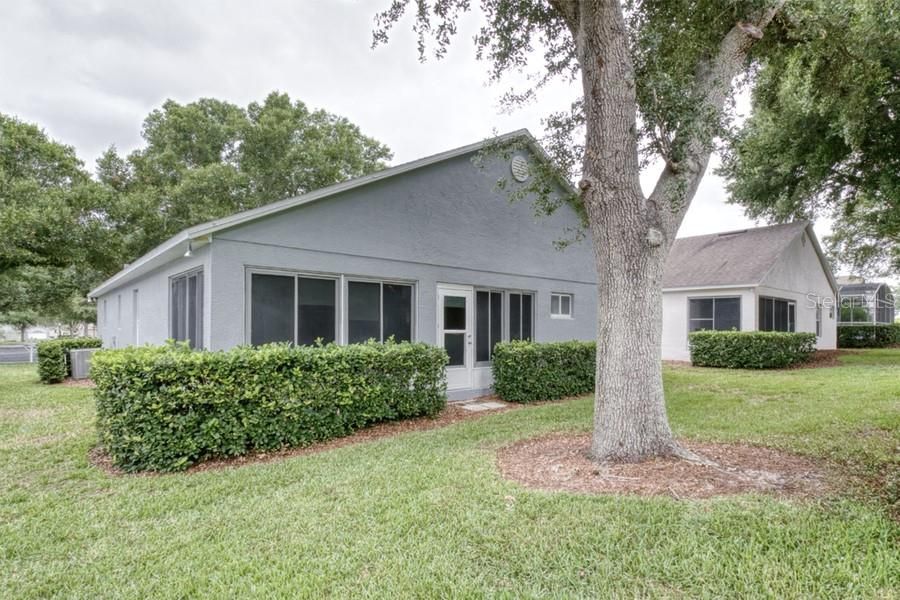 For Sale: $349,900 (3 beds, 2 baths, 1572 Square Feet)