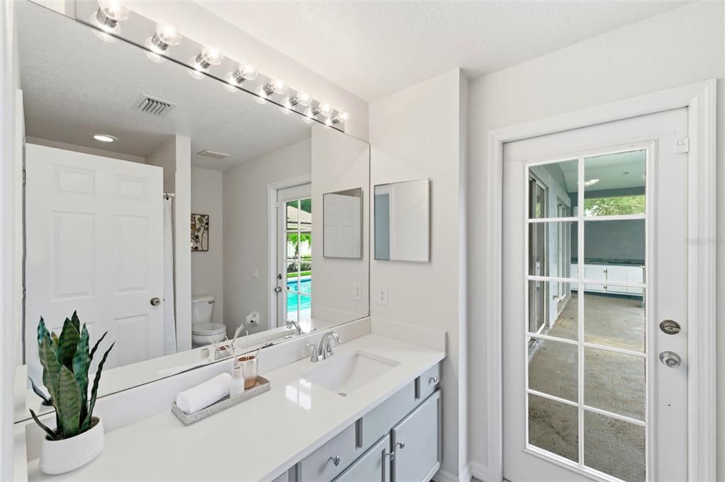 En Venta: $735,000 (4 camas, 3 baños, 2583 Pies cuadrados)