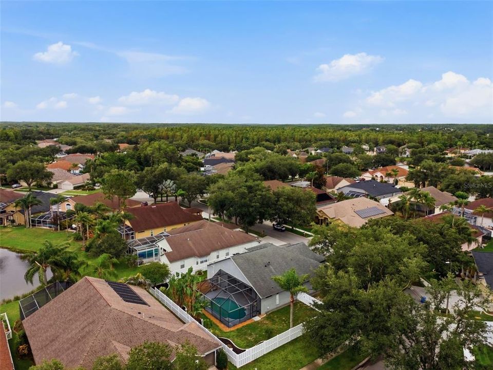 En Venta: $735,000 (4 camas, 3 baños, 2583 Pies cuadrados)