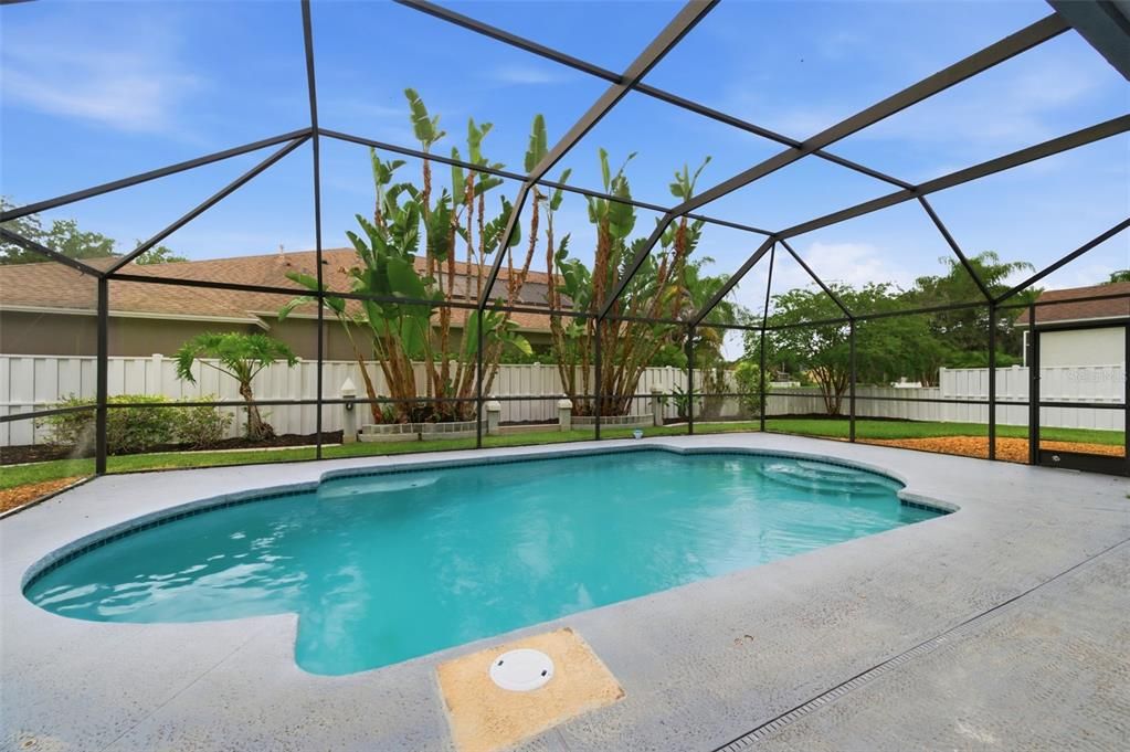 En Venta: $735,000 (4 camas, 3 baños, 2583 Pies cuadrados)