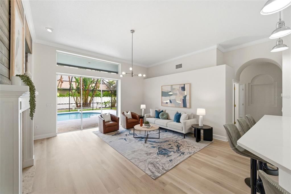 En Venta: $735,000 (4 camas, 3 baños, 2583 Pies cuadrados)
