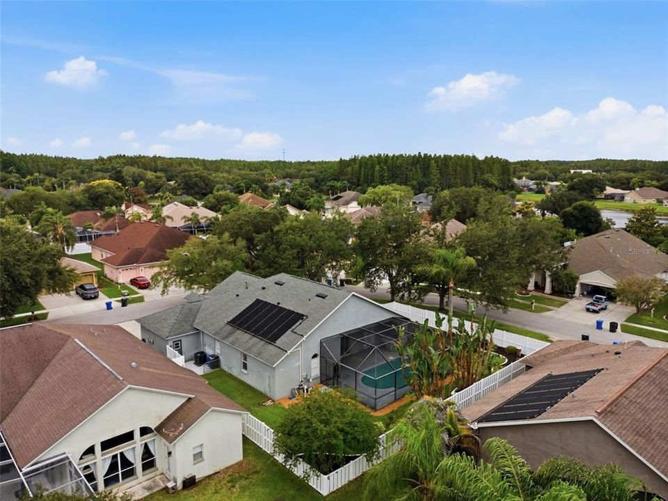 En Venta: $735,000 (4 camas, 3 baños, 2583 Pies cuadrados)