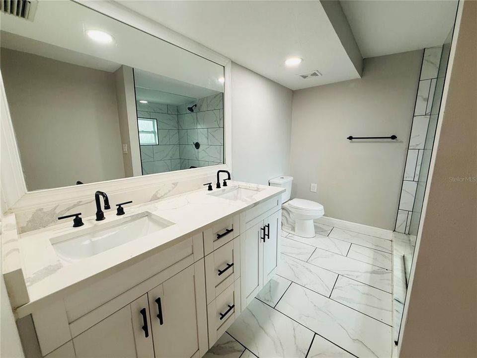 В аренду: $2,375 (4 спален, 2 ванн, 1596 Квадратных фут)