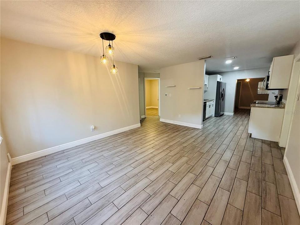 В аренду: $2,375 (4 спален, 2 ванн, 1596 Квадратных фут)