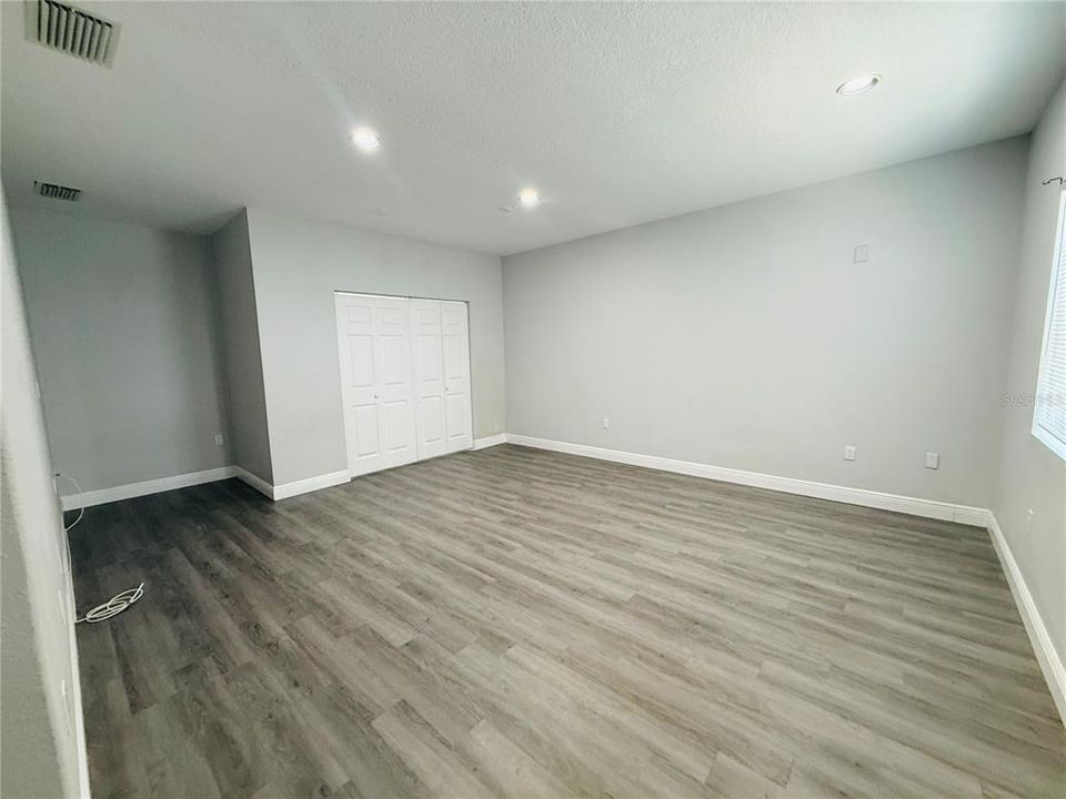 В аренду: $2,375 (4 спален, 2 ванн, 1596 Квадратных фут)