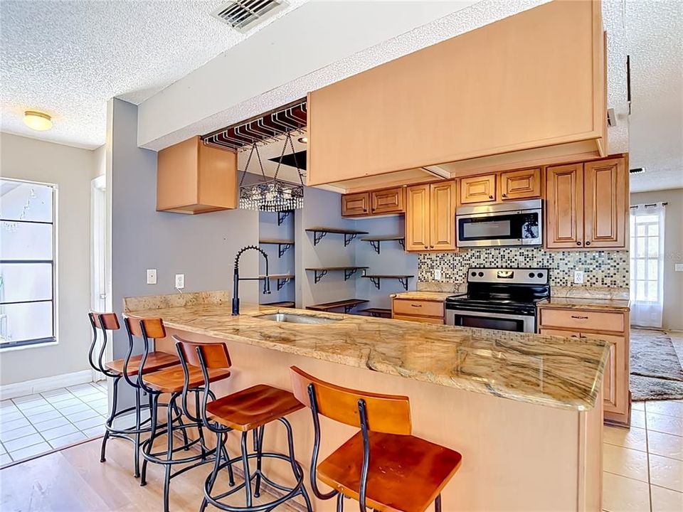 En Venta: $269,000 (3 camas, 2 baños, 1507 Pies cuadrados)