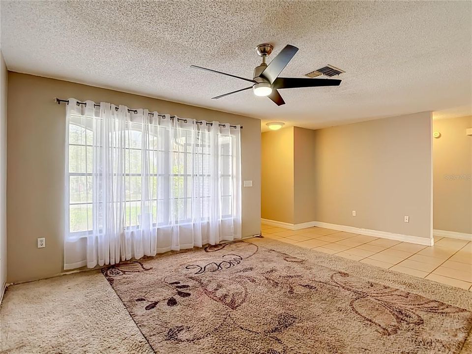 En Venta: $269,000 (3 camas, 2 baños, 1507 Pies cuadrados)