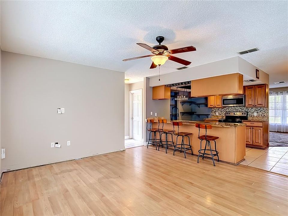 En Venta: $269,000 (3 camas, 2 baños, 1507 Pies cuadrados)