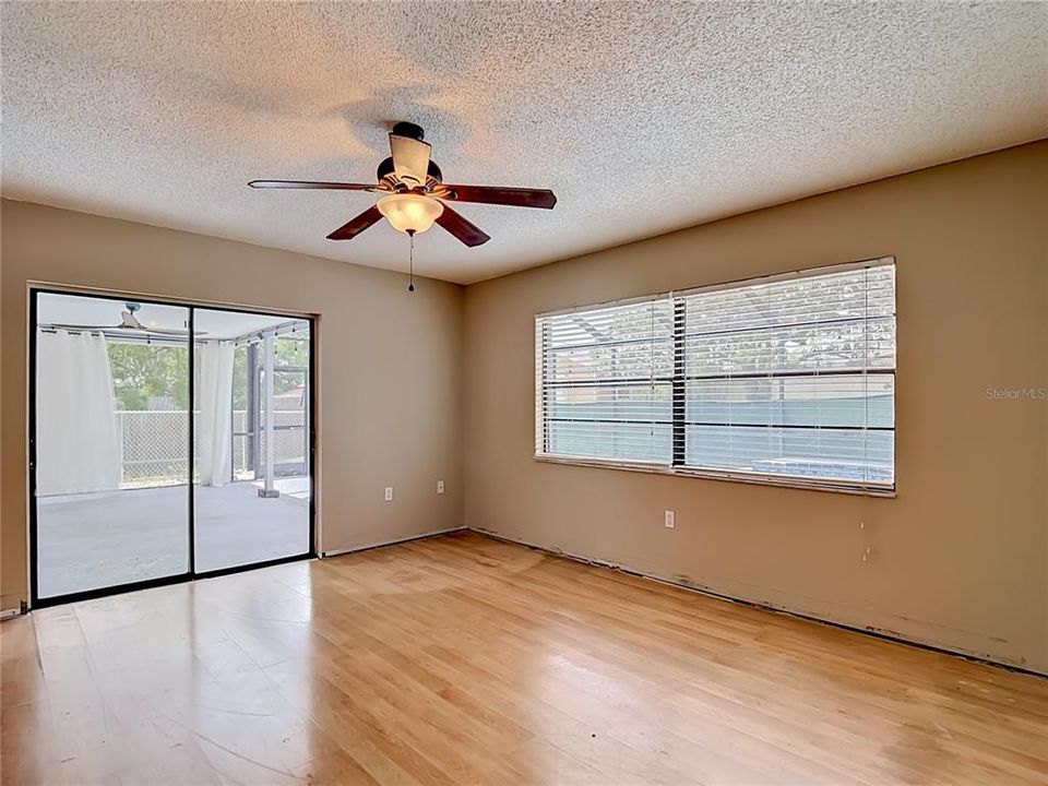 En Venta: $269,000 (3 camas, 2 baños, 1507 Pies cuadrados)