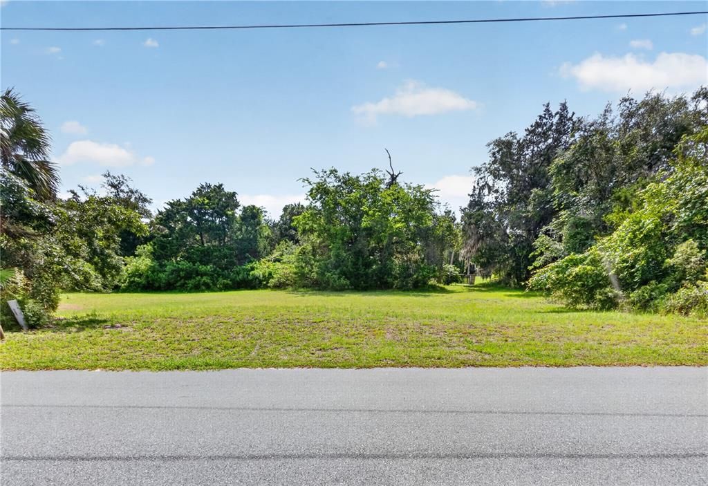 En Venta: $34,000 (0.28 acres)