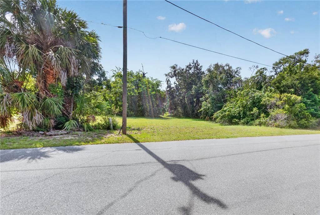 En Venta: $34,000 (0.28 acres)