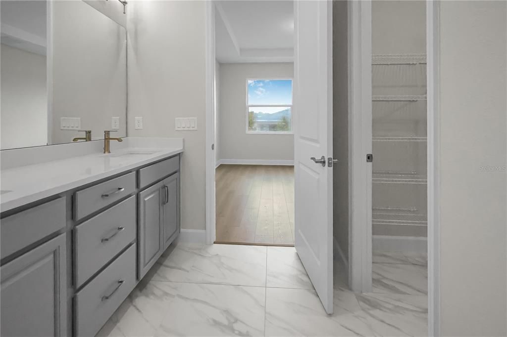 En Venta: $424,990 (2 camas, 2 baños, 1434 Pies cuadrados)
