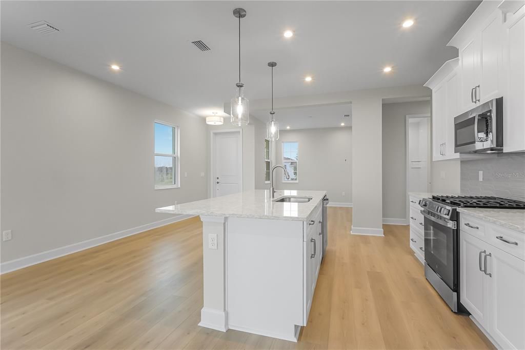 En Venta: $424,990 (2 camas, 2 baños, 1434 Pies cuadrados)