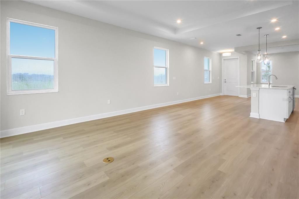 En Venta: $424,990 (2 camas, 2 baños, 1434 Pies cuadrados)