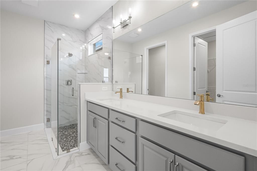 En Venta: $424,990 (2 camas, 2 baños, 1434 Pies cuadrados)