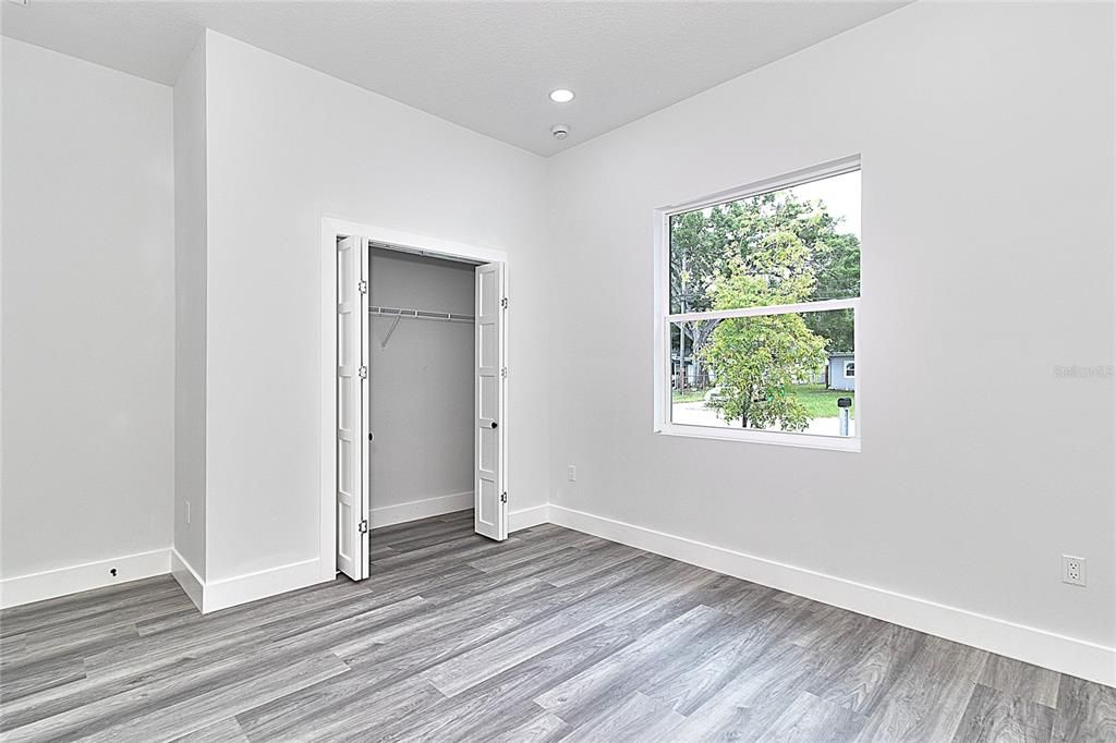 En Venta: $625,000 (4 camas, 3 baños, 2220 Pies cuadrados)
