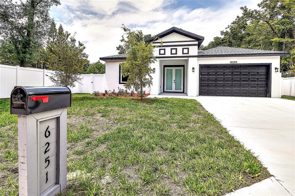 En Venta: $625,000 (4 camas, 3 baños, 2220 Pies cuadrados)