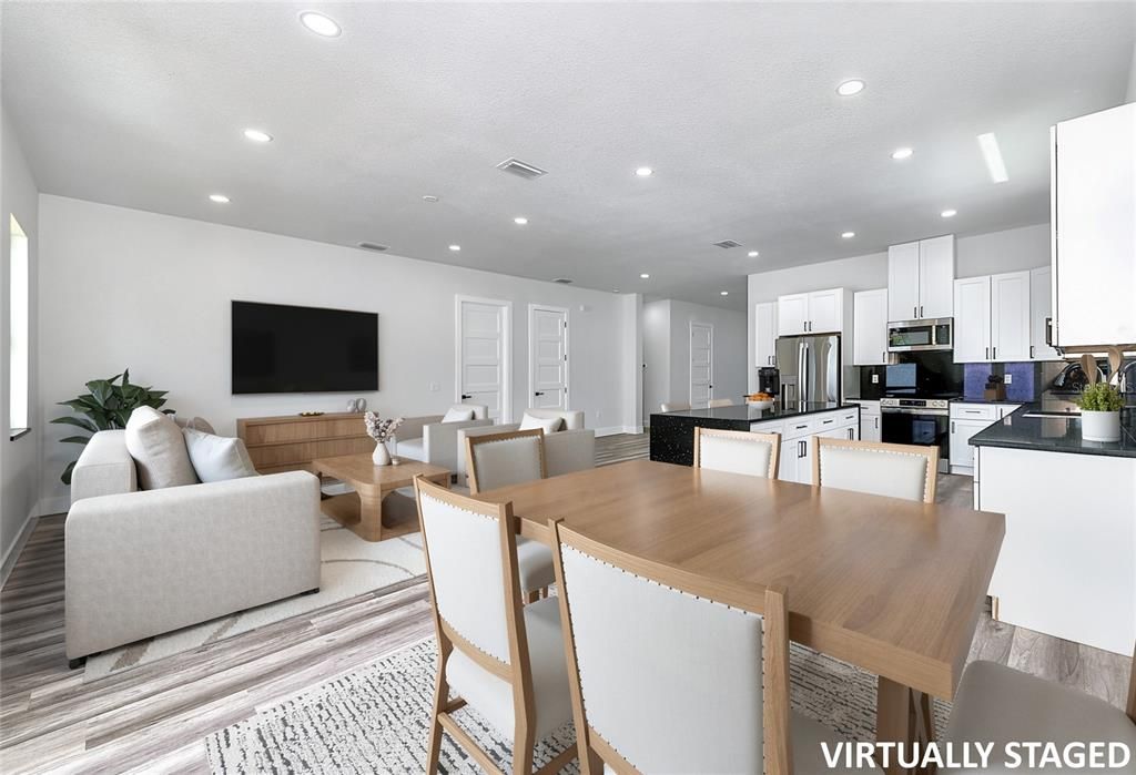 En Venta: $625,000 (4 camas, 3 baños, 2220 Pies cuadrados)