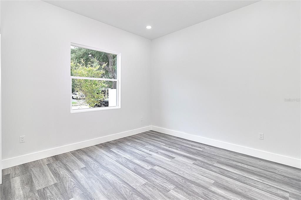 En Venta: $625,000 (4 camas, 3 baños, 2220 Pies cuadrados)