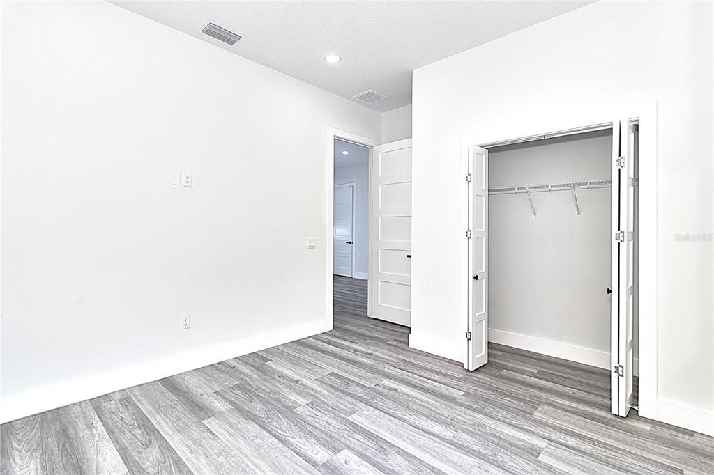 En Venta: $625,000 (4 camas, 3 baños, 2220 Pies cuadrados)