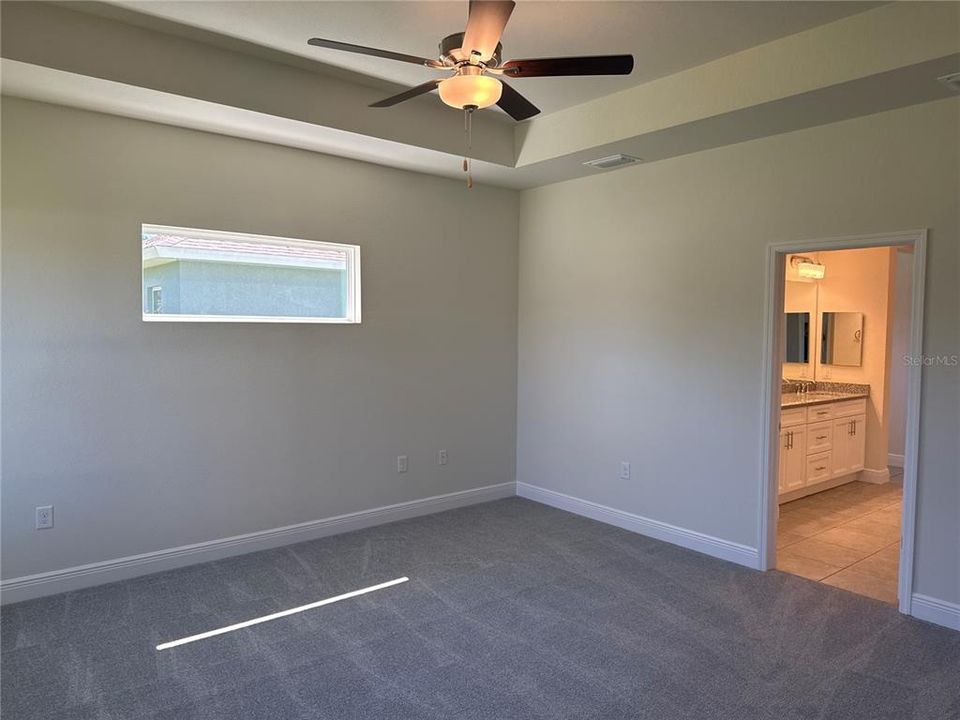 For Sale: $389,900 (3 beds, 2 baths, 2248 Square Feet)