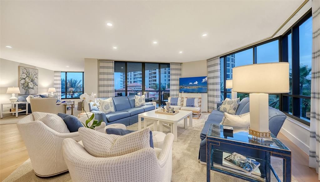 For Sale: $3,200,000 (3 beds, 3 baths, 2965 Square Feet)