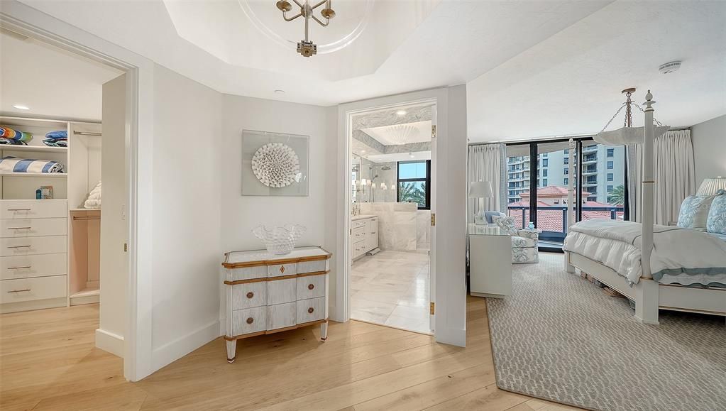 For Sale: $3,200,000 (3 beds, 3 baths, 2965 Square Feet)