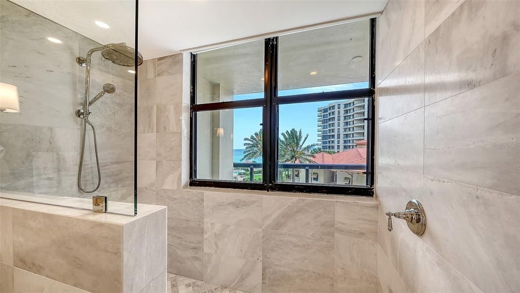 For Sale: $3,200,000 (3 beds, 3 baths, 2965 Square Feet)