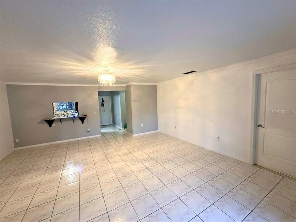 En Venta: $250,000 (2 camas, 2 baños, 977 Pies cuadrados)